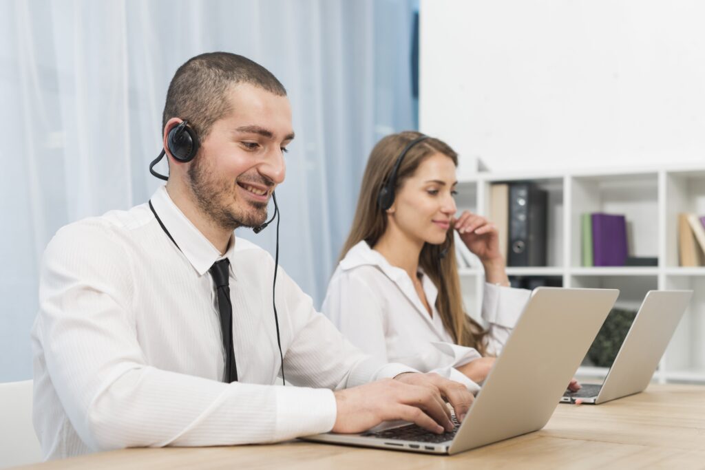 Transforming ISPs with CCaaS: A Customer-Centric Approach to UCaaS